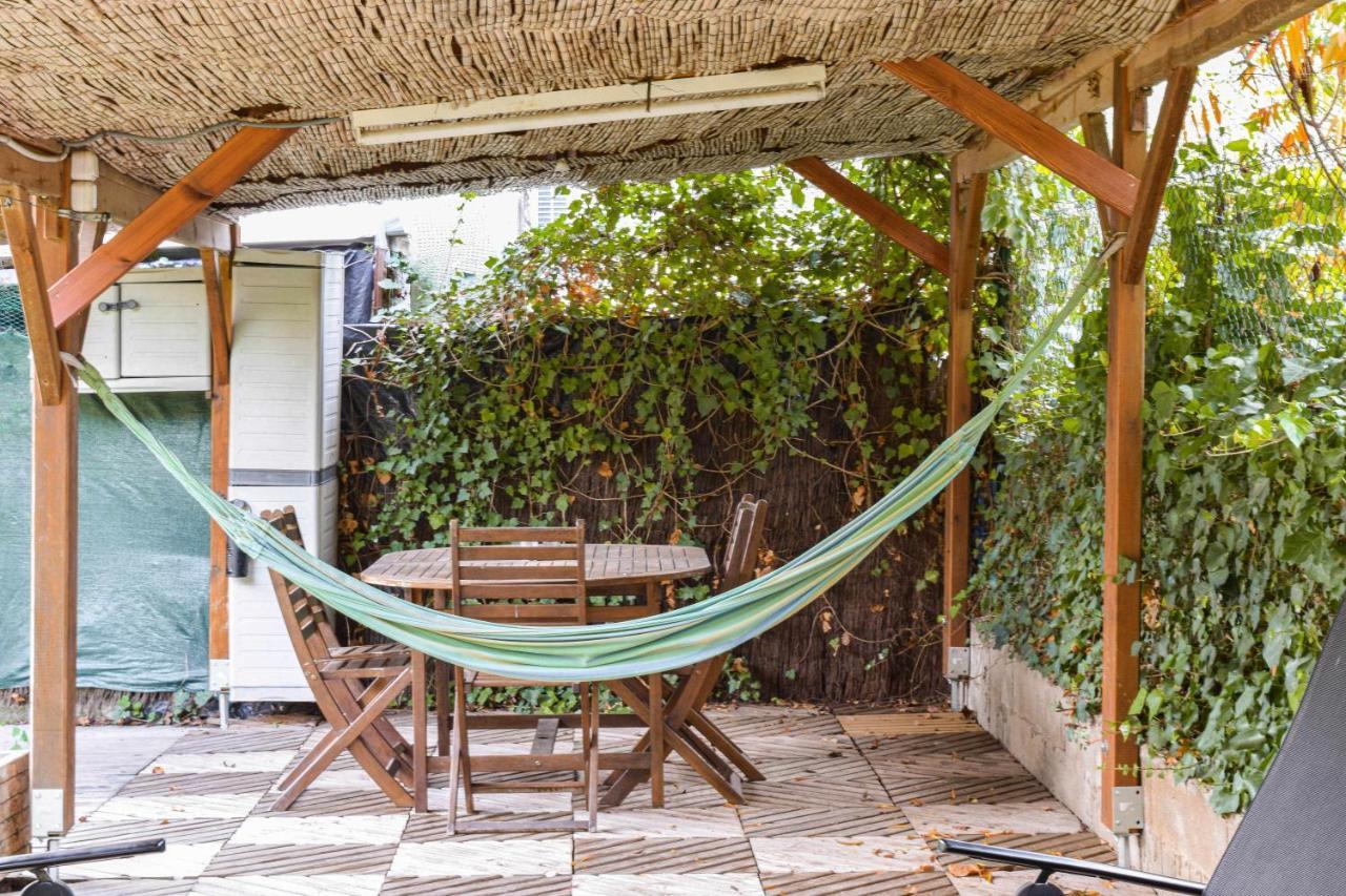 Can Camps Besalu Casa Planta Baja Con Jardin Luaran gambar