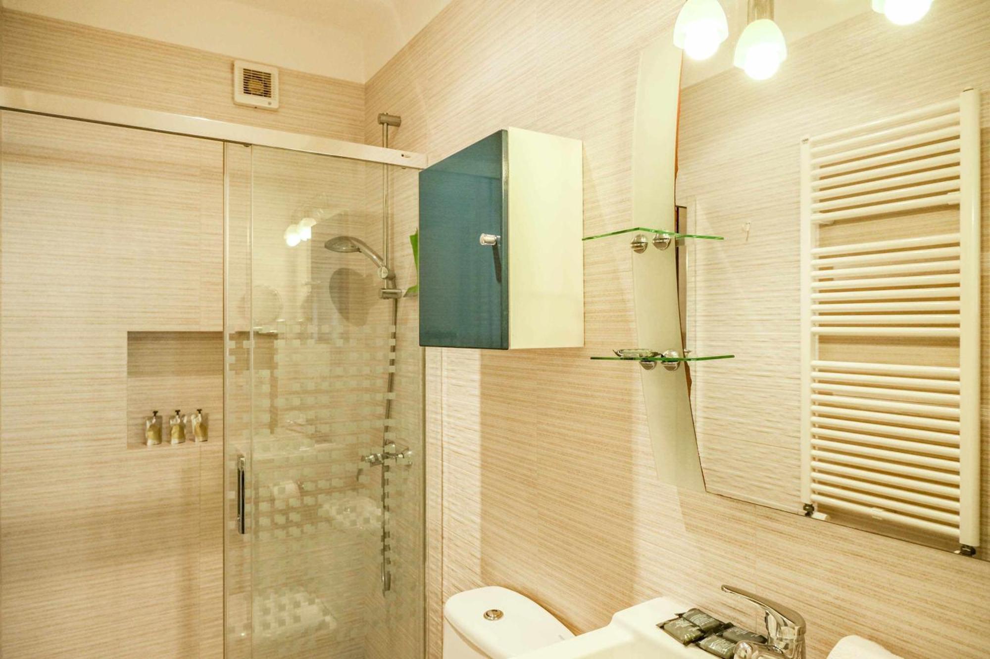 Can Camps Besalu Casa Planta Baja Con Jardin Luaran gambar