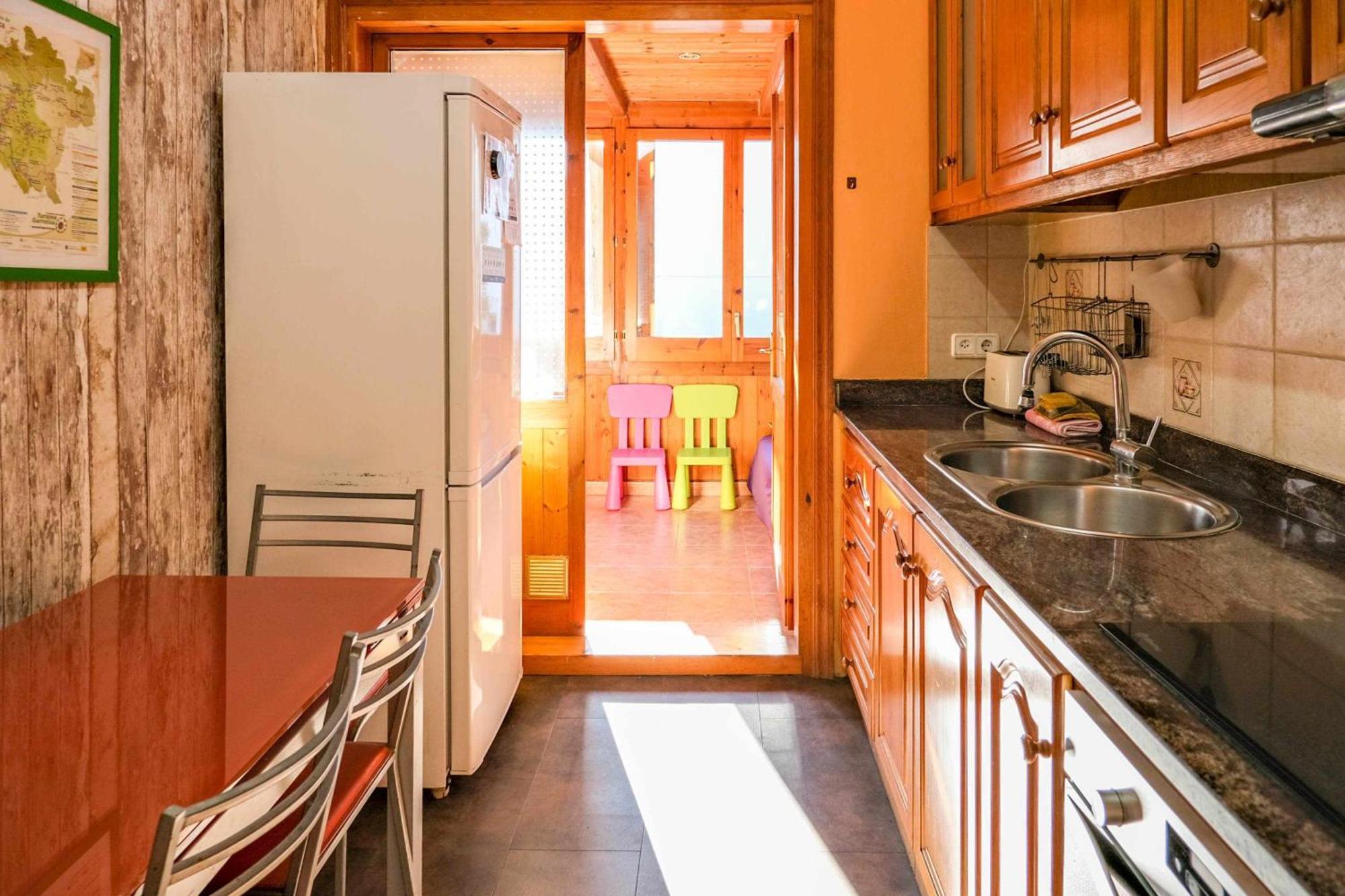 Can Camps Besalu Casa Planta Baja Con Jardin Luaran gambar