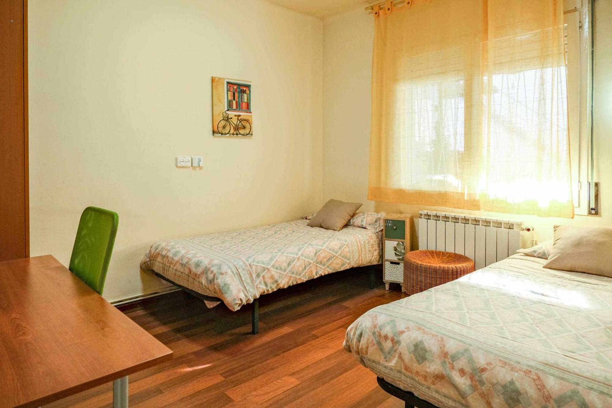 Can Camps Besalu Casa Planta Baja Con Jardin Luaran gambar