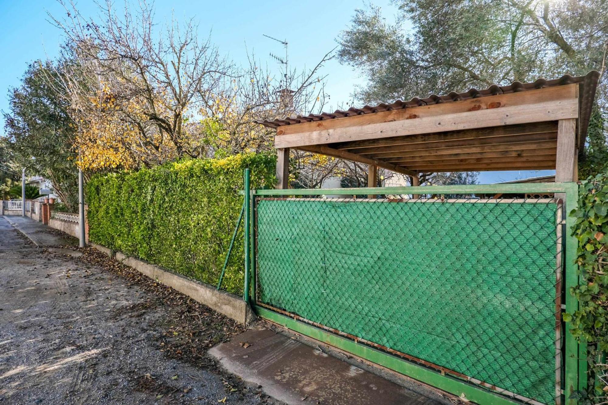 Can Camps Besalu Casa Planta Baja Con Jardin Luaran gambar